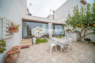 TRILOCALE INDIPENDENTE PIANO TERRA RISTRUTTURATO