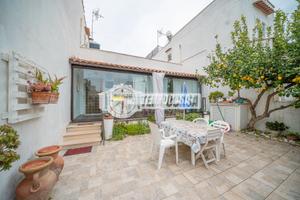 TRILOCALE INDIPENDENTE PIANO TERRA RISTRUTTURATO