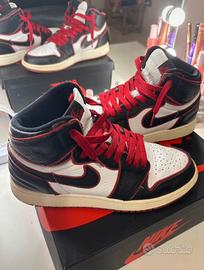 Air Jordan 1 Retro High Bloodline (GS)