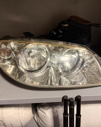 Fanali Anteriori e posteriori  per Punto mk3