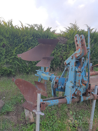 Aratro voltaorecchie