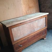 Madia antica noce massello