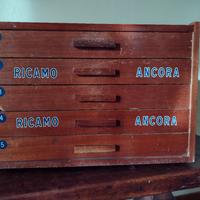 Cassettiera portafili vintage in legno 