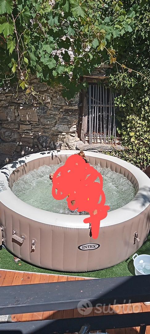 Piscina gonfiabile per adulti addensata. 868787 - Giardino e Fai da te In  vendita a Brescia