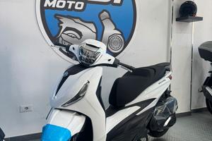 Piaggio Beverly 400
