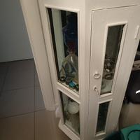 vetrina a forma ottagonale shabby