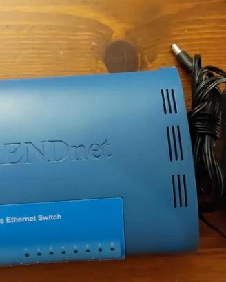 Switch Netgear Ethernet TRENDnet  TE 100-S8P 