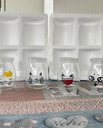 Set 6 Vasetti in Vetro "Emoji" con tappo