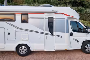 Arca Europa P 699 GLG (2018) - 30.000 Km -Perfetto