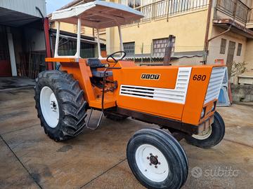 TRATTORE AGRICOLO USATO FIAT 680 2RM