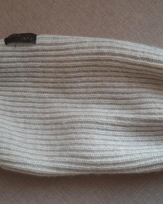 Pullover per cane di 2/3 kg.