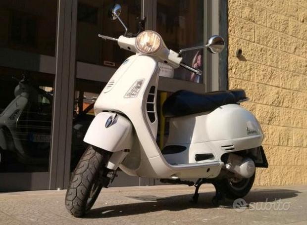 Ricambi Vespa Piaggio 200 125 300 granturismo L