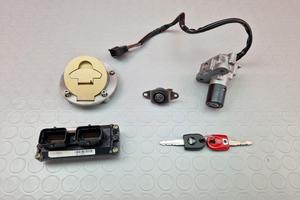 SERRATURE CENTRALINA DUCATI MONSTER 800 2003 2004