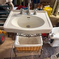 Sanitari e lavabo Globo