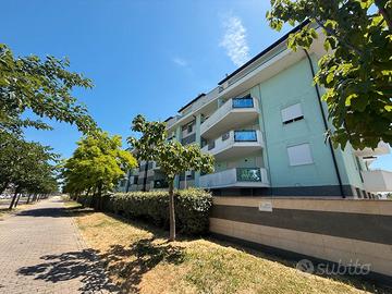 Duplex Pentalocale con garage e p. Auto recente C