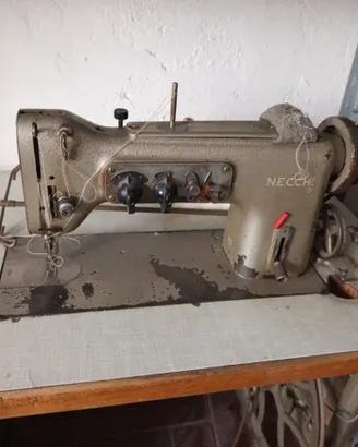 MACCHINA DA CUCIRE NECCHI CON MOBILE