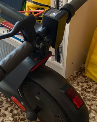 Monipattino elettrico