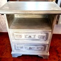 Comodino shabby chic 