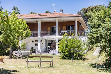 BIFAMILIARE A CERVETERI