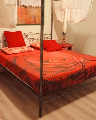 LETTO  KING SIZE CON MATERASSO IN MEMORY