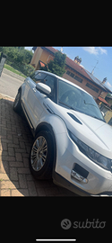 Auto evoque