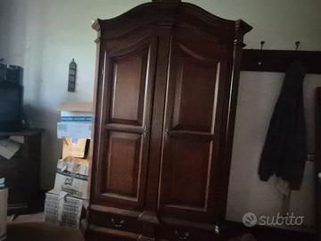 mobili in legno stile arte povera