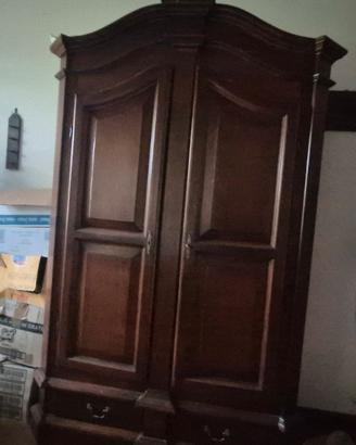 mobili in legno stile arte povera