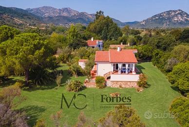 San Teodoro - Li Scopi - Villa singola immersa nel