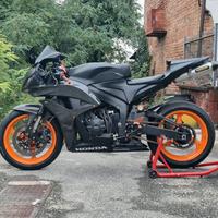 HONDA CBR 600 RR