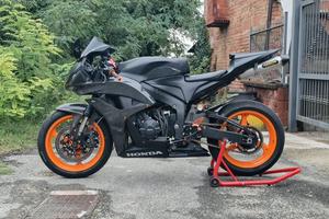 HONDA CBR 600 RR