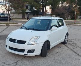 SUZUKI Swift (2005-2010) - 2010