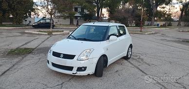 SUZUKI Swift (2005-2010) - 2010