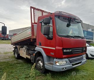 Autocarro daf 45.220