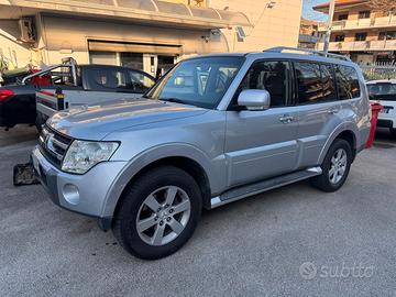 Mitsubishi Pajero 3.2 DI-D 16V aut. 5p. Instyle DP