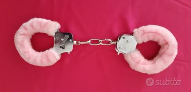 Manette dell'amore gioco