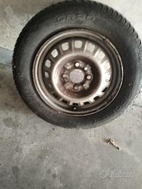 coppia cerchioni auto con copertone completo 