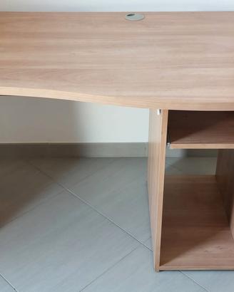 Scrivania Porta pc ergonomica 