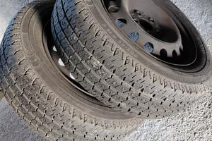 cerchi gomme mercedes 205 65 16 carico Vito viano