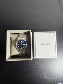 Seiko 5  blu ref. snxs77j1