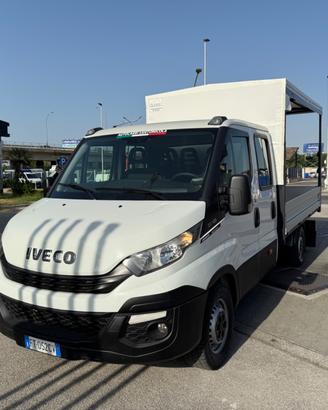 Iveco daily 35s180 doppia cabina cassone centinato