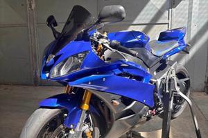 Yamaha R6