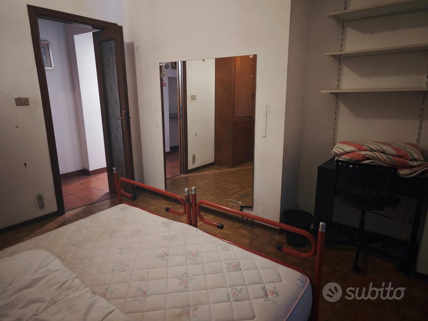 Stanza singola in San Salvario, foto 6 di 6