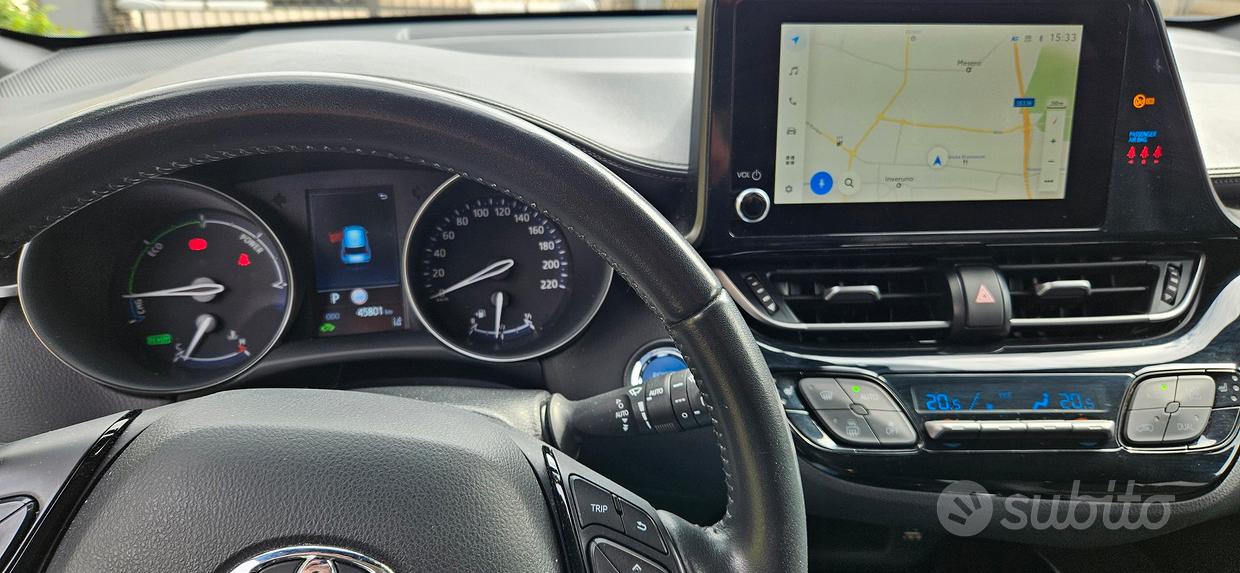 TOYOTA C-HR (2023-->)
