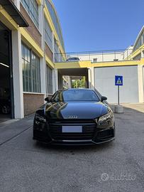Audi TT quattro S line S tronic