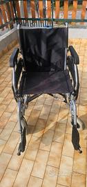 Carrozzina sedia a rotelle