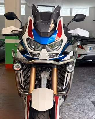 Honda africa twin 1100 dct adventure