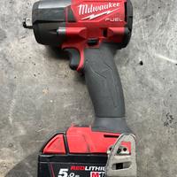 Trapano avvitatore milwaukee