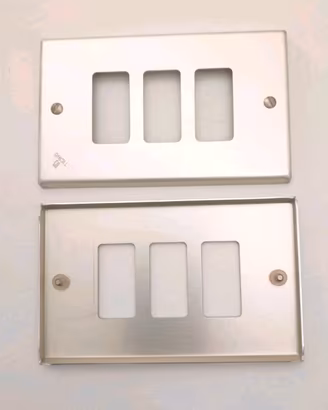 Placca BTicino 3 fori 503/3 in alluminio ORIGINALE