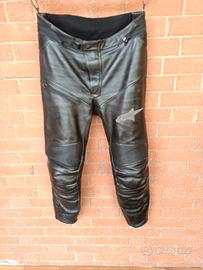 Pantalone moto in pelle marca Alpinestars
