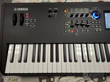 Yamaha modx 8+ work station atastiera